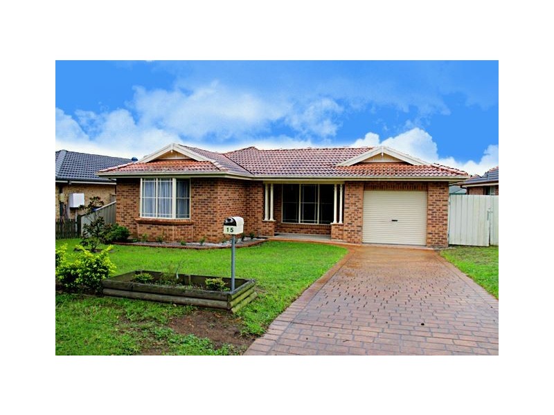 15 Charles Babbage Ave, Currans Hill NSW 2567