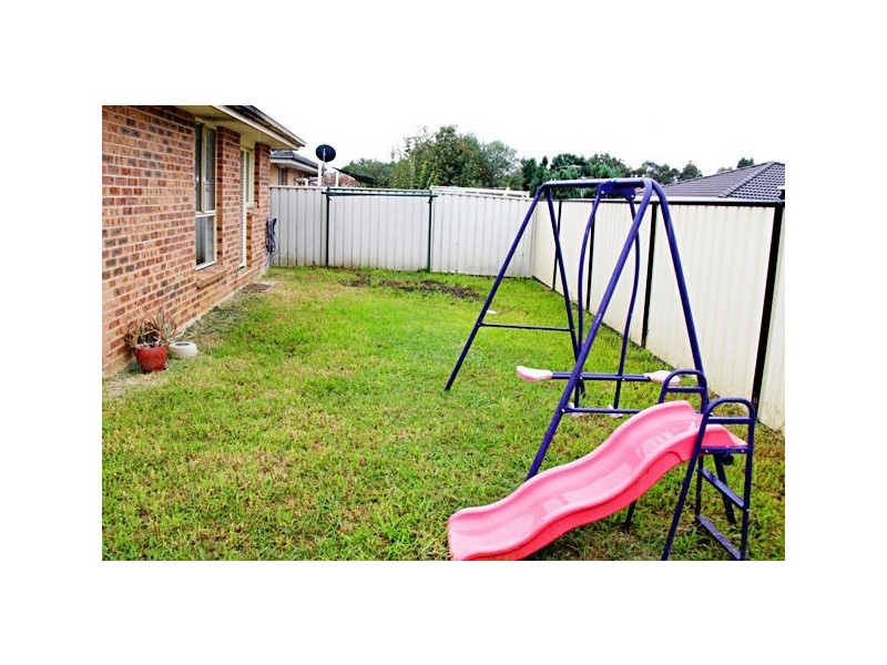 15 Charles Babbage Ave, Currans Hill NSW 2567