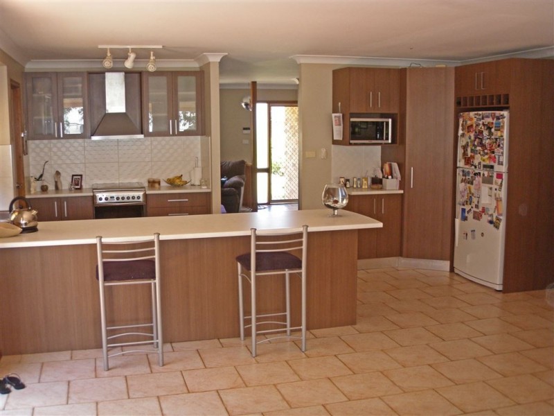 4 Hopbush Place, Mount Annan NSW 2567