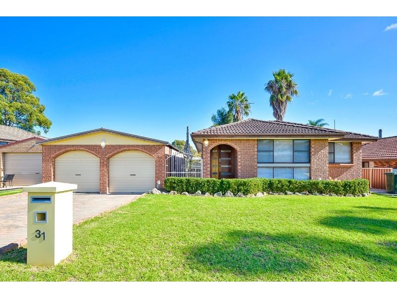 31 Horatio Street, Rosemeadow NSW 2560