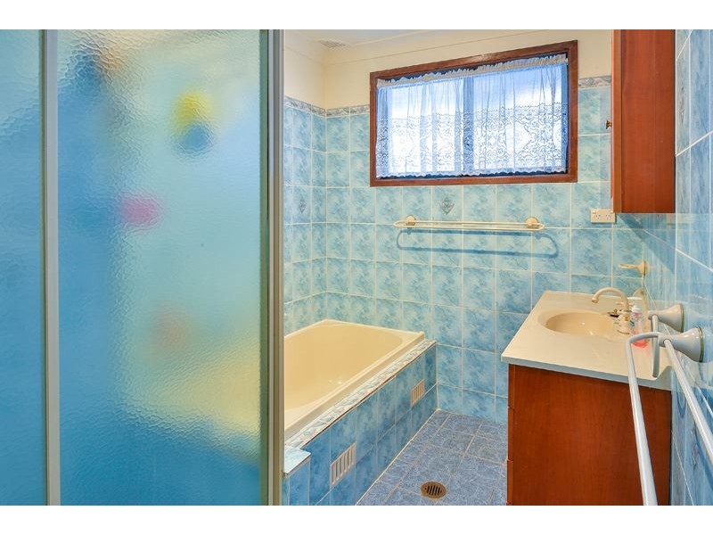 46 Semillon Cres, Eschol Park NSW 2558