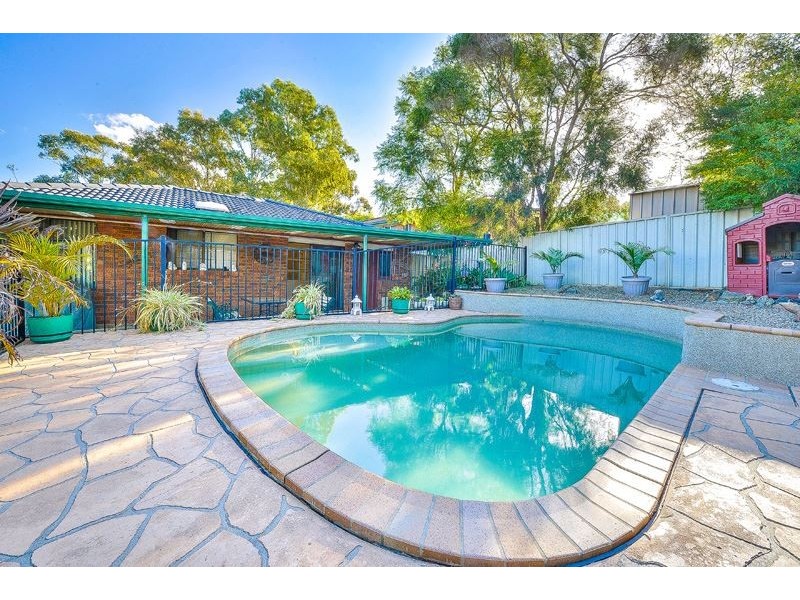 46 Semillon Cres, Eschol Park NSW 2558