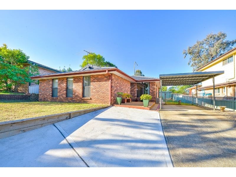 46 Semillon Cres, Eschol Park NSW 2558