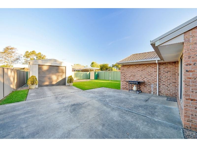 9 Manning Place, Currans Hill NSW 2567