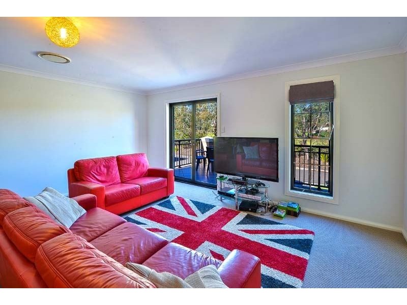 19 Lissanthe Street, Mount Annan NSW 2567