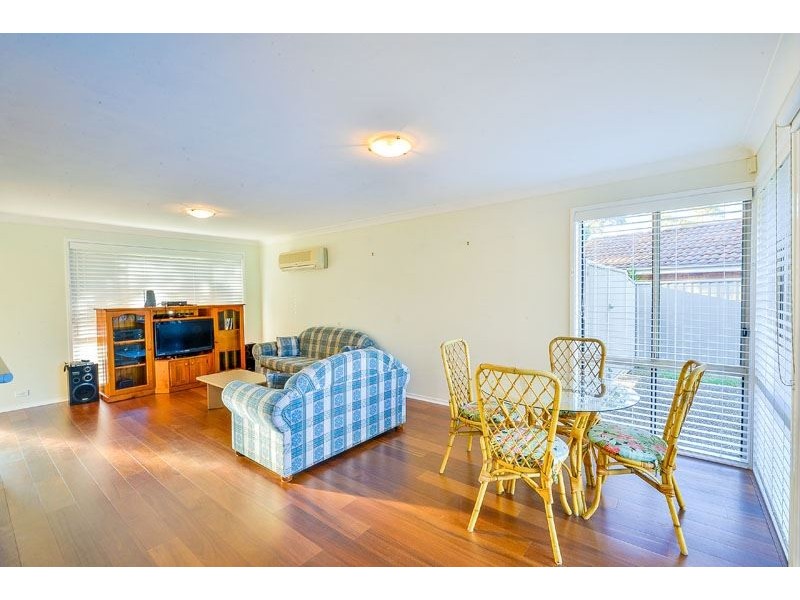 9 Manning Pl, Currans Hill NSW 2567