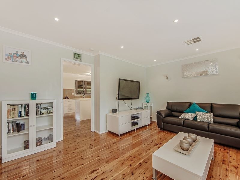 3 Tigg Place, Ambarvale NSW 2560