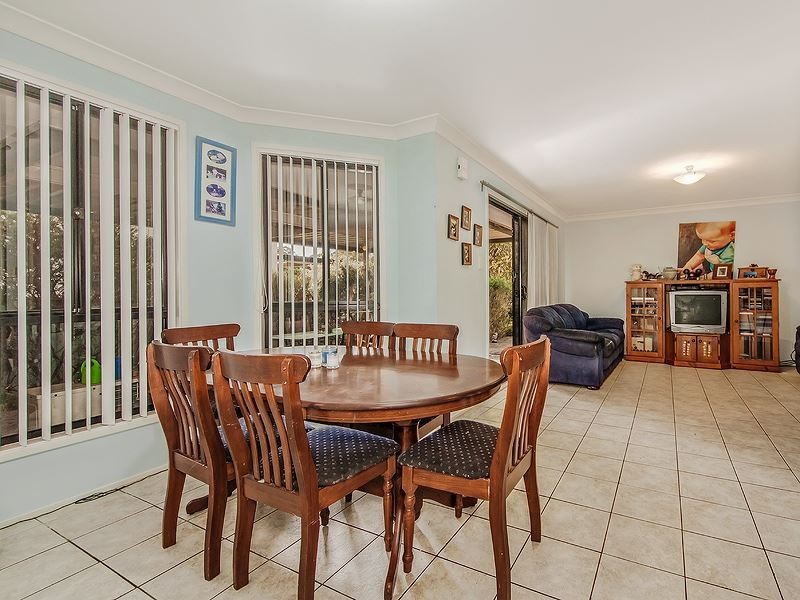 15 Bottlebrush Street, Mount Annan NSW 2567