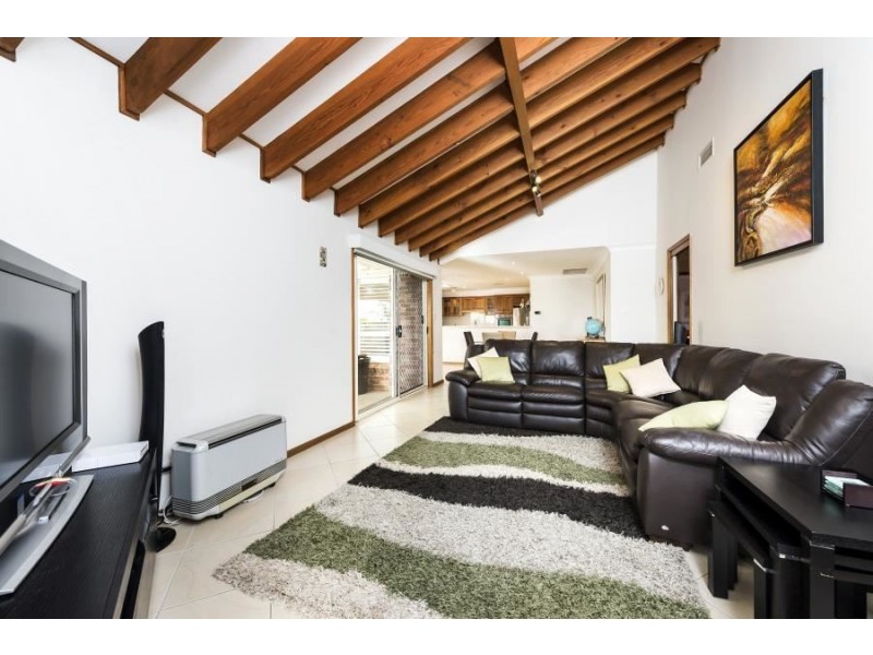 38 The Cascades, Mount Annan NSW 2567