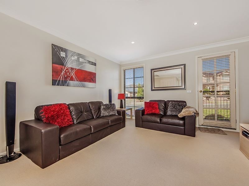 19 Deep Pool Way, Mount Annan NSW 2567
