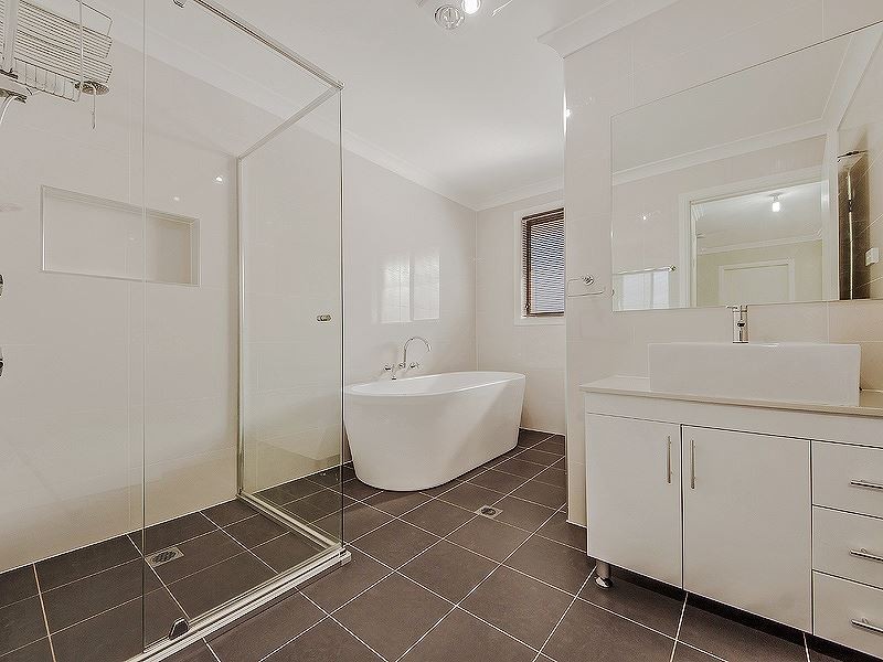 46 Moyengully Avenue, Mount Annan NSW 2567