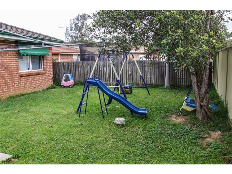 10 Paddymiller Ave, Currans Hill NSW 2567