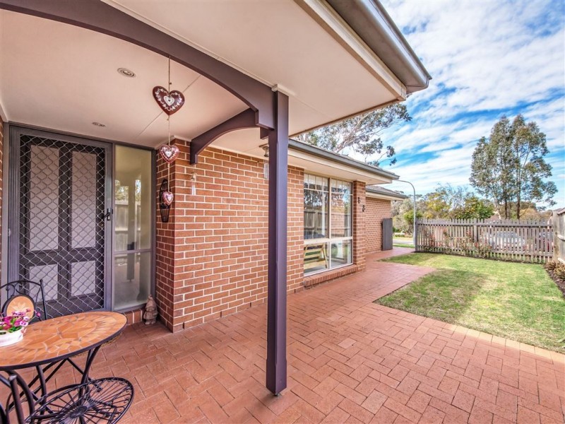 16 Tindal Way, Mount Annan NSW 2567