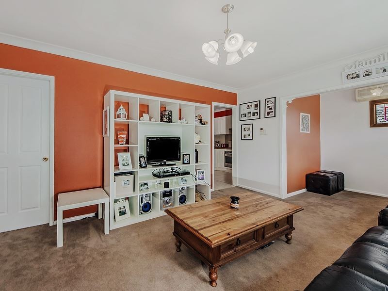 4 Nicholson Avenue, Leumeah NSW 2560