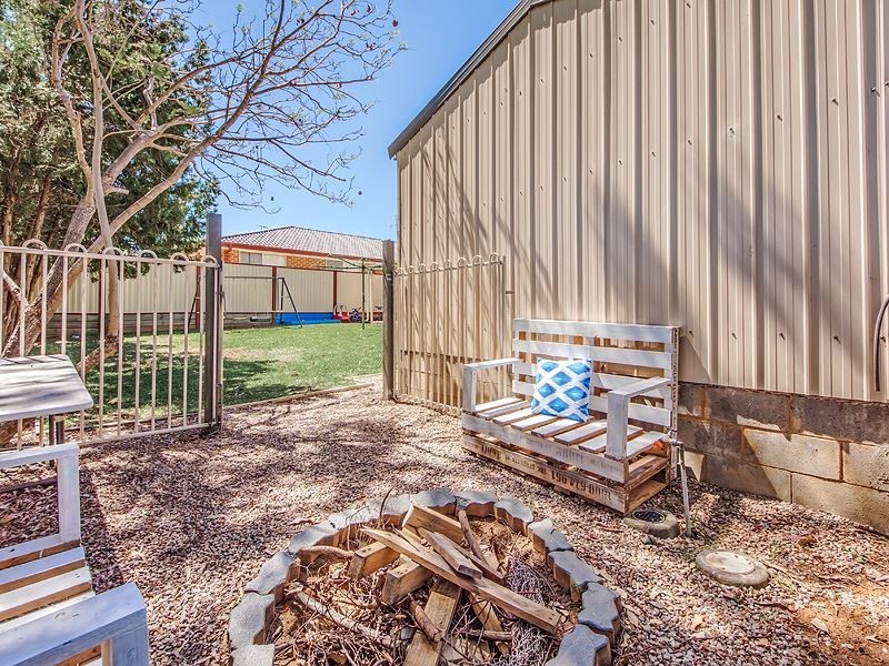 6 Fitzpatrick Road, Mount Annan NSW 2567