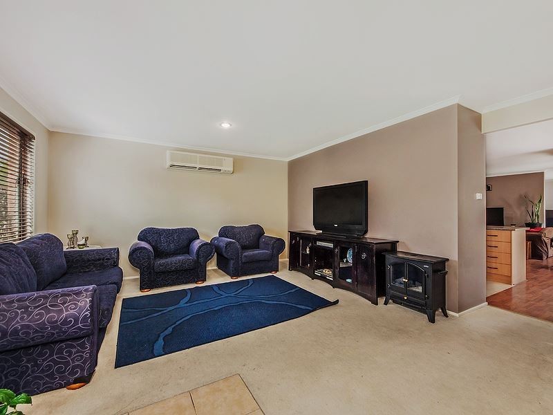 18 Ashford Circuit, Currans Hill NSW 2567