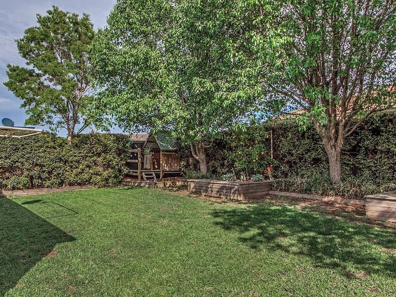 18 Ashford Circuit, Currans Hill NSW 2567