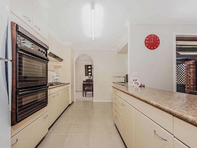 14 Seyton Place, Rosemeadow NSW 2560