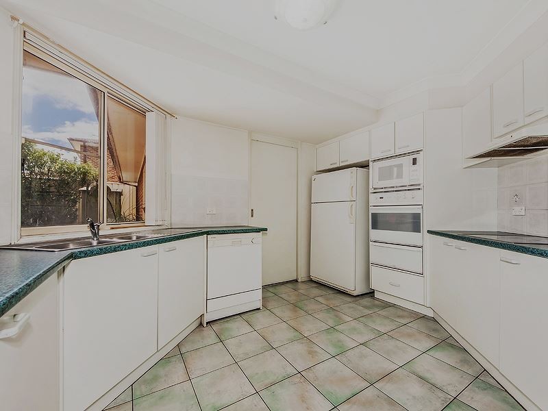46 Stenhouse Drive, Mount Annan NSW 2567
