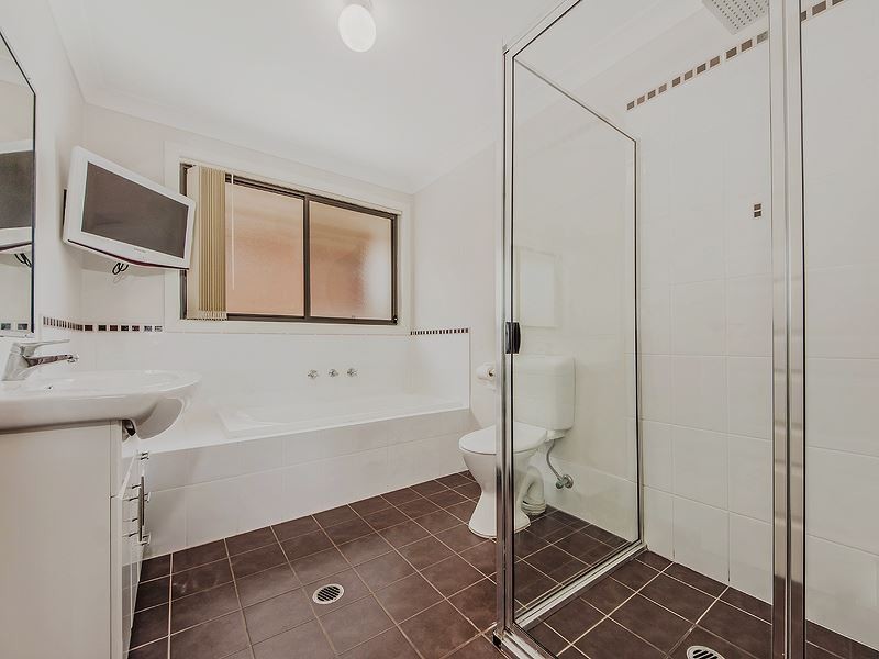 1 Laurina Street, Mount Annan NSW 2567