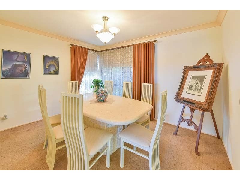 74 Stornoway Ave, St Andrews NSW 2566