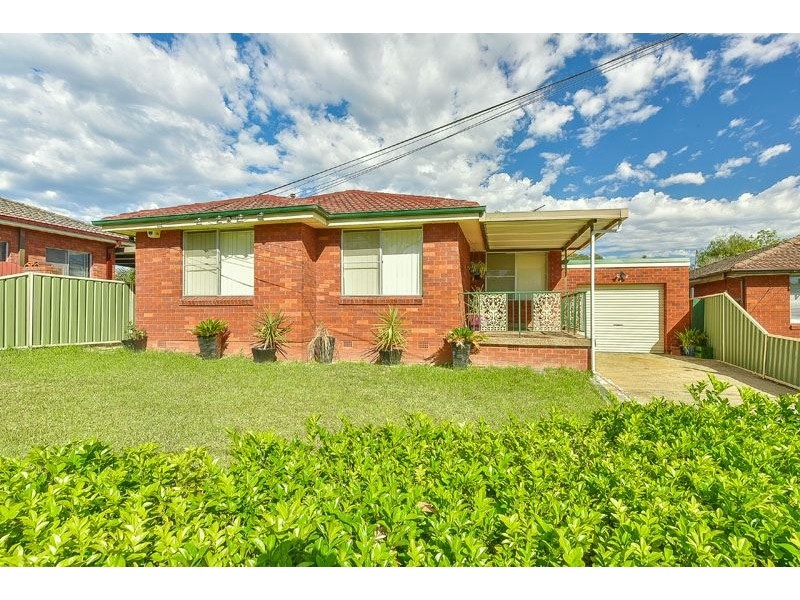 5 Ferrington Cres, Liverpool NSW 2170