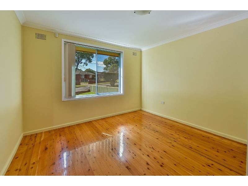 5 Ferrington Cres, Liverpool NSW 2170