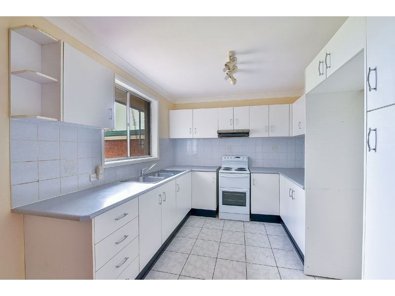 5 Ferrington Cres, Liverpool NSW 2170