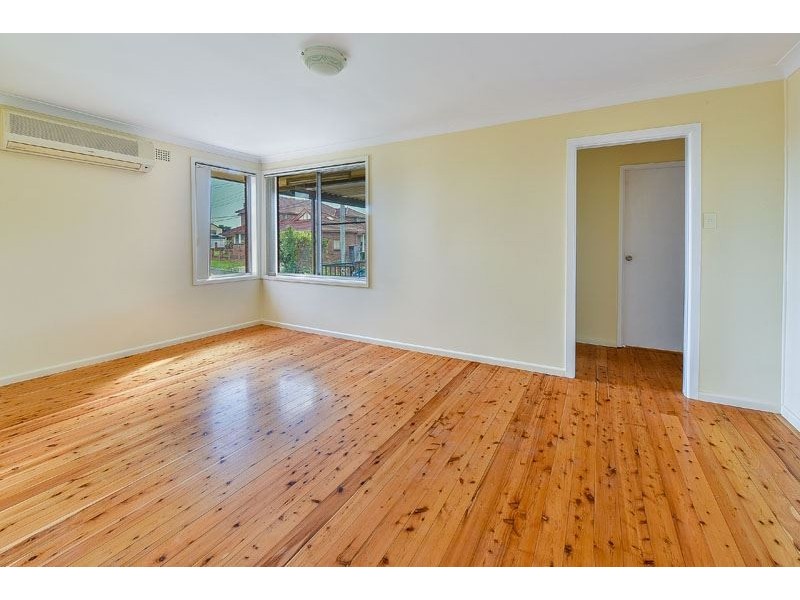 5 Ferrington Cres, Liverpool NSW 2170