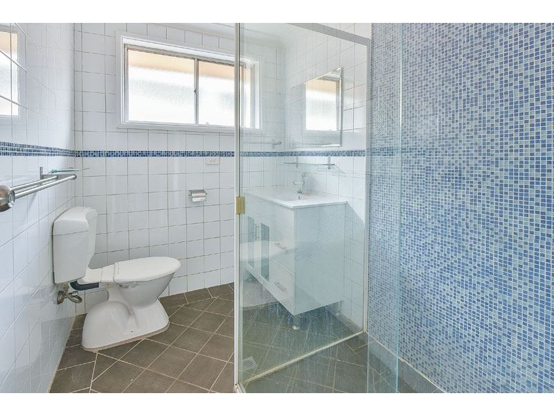 5 Ferrington Cres, Liverpool NSW 2170