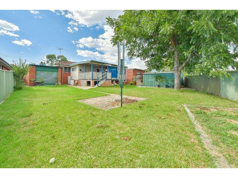 5 Ferrington Cres, Liverpool NSW 2170