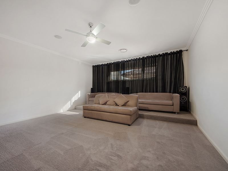 8 Lancaster Street, Gregory Hills NSW 2557