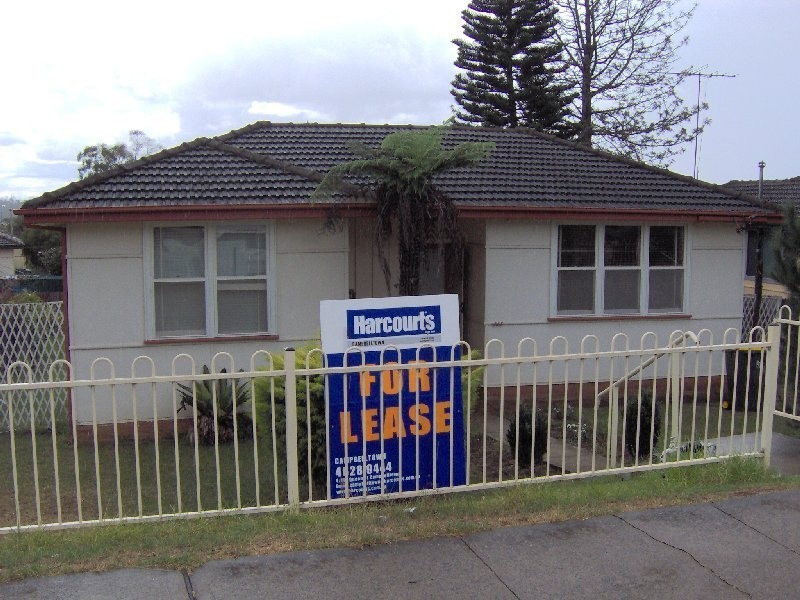 111 Lindesay Street, Campbelltown NSW 2560