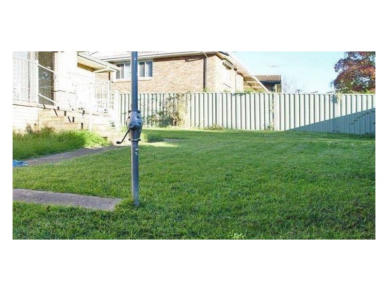 7 Jarrah Ave, Bradbury NSW 2560