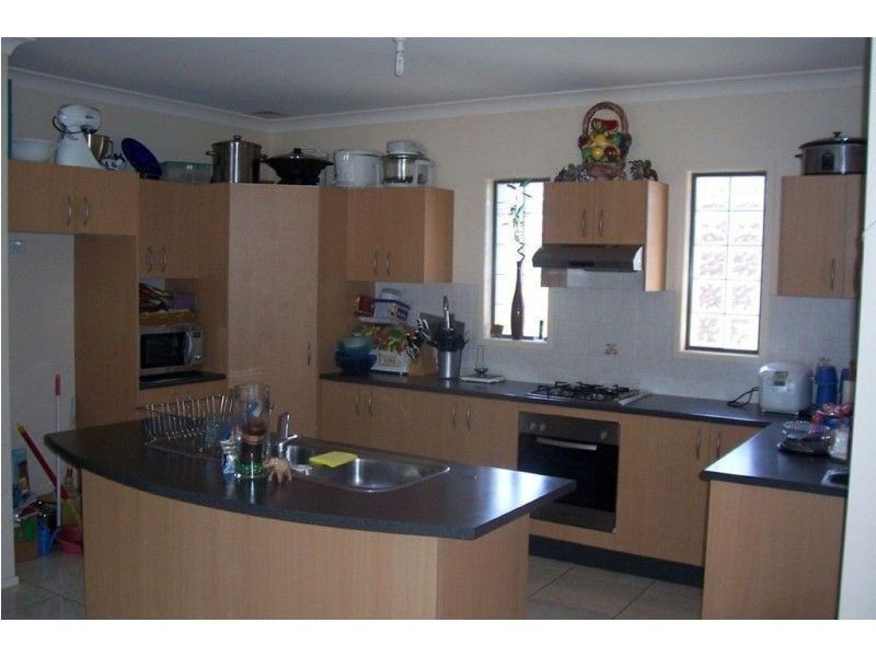 16a Rudd Rd, Leumeah NSW 2560