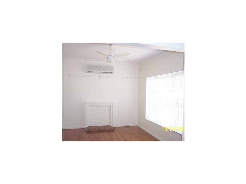 29 Donaldson St, Bradbury NSW 2560
