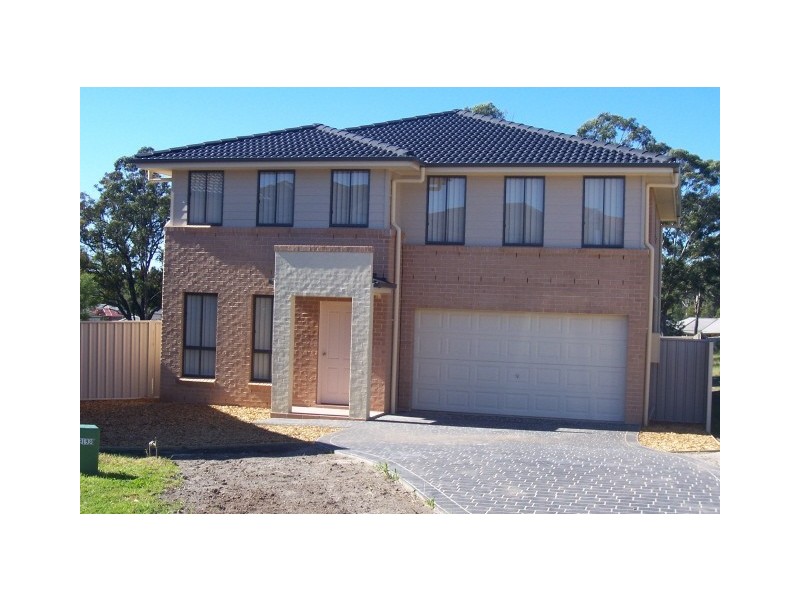 11 Busch Place, St Helens Park NSW 2560