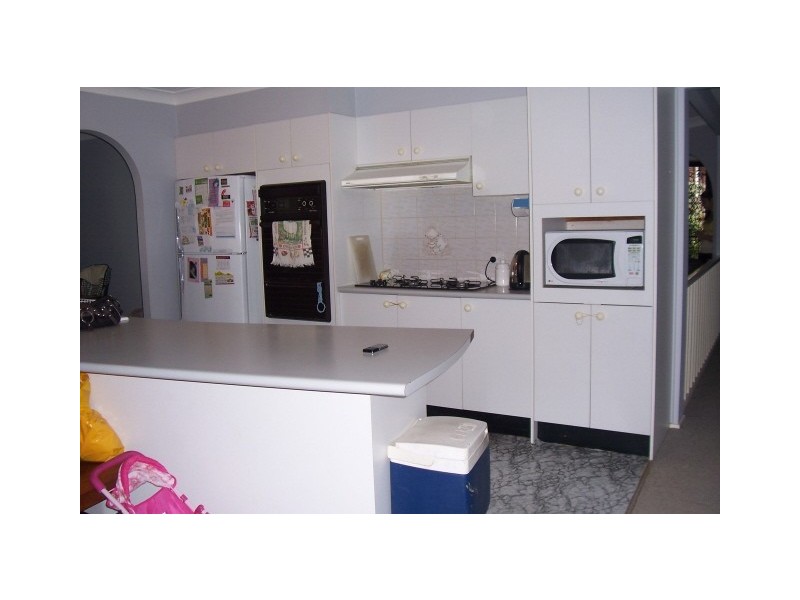 9 Marsanne Place, Eschol Park NSW 2558