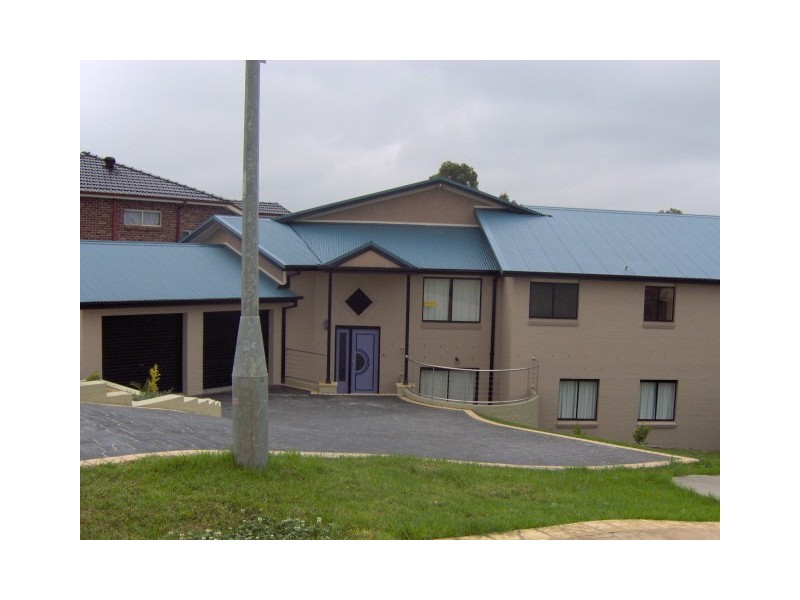 83 Englorie Park Dr, Glen Alpine NSW 2560