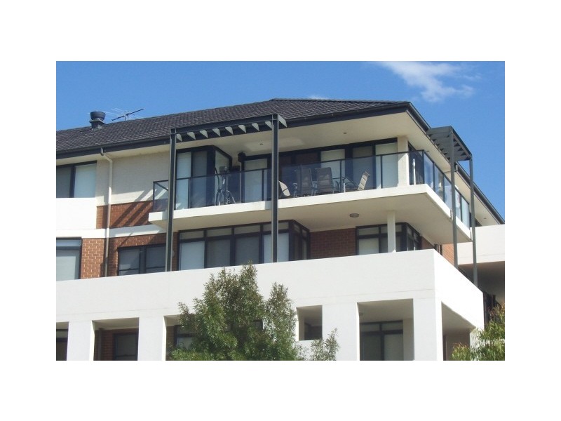 302/26 Parkside Cres, Park Central, Campbelltown NSW 2560