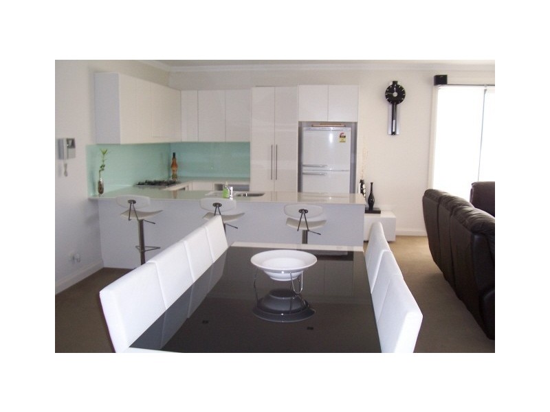 302/26 Parkside Cres, Park Central, Campbelltown NSW 2560