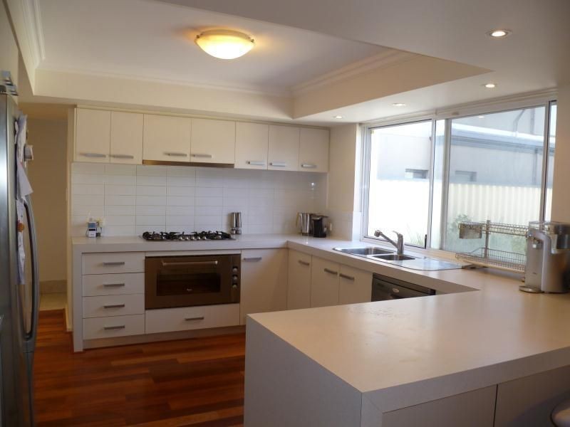 21 Monterey Court, Kardinya WA 6163