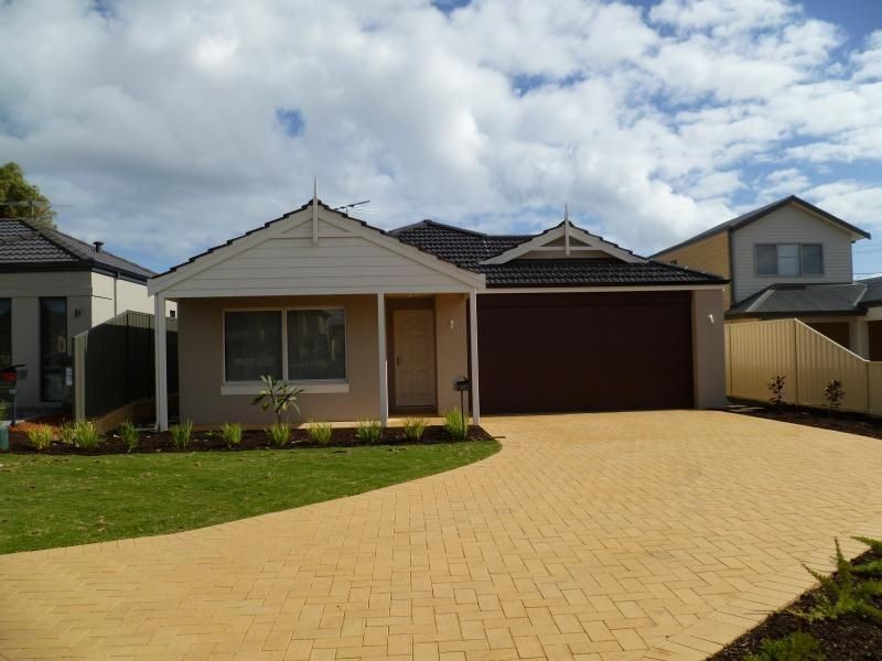 37 COLLEGE CORNER, O’connor WA 6163