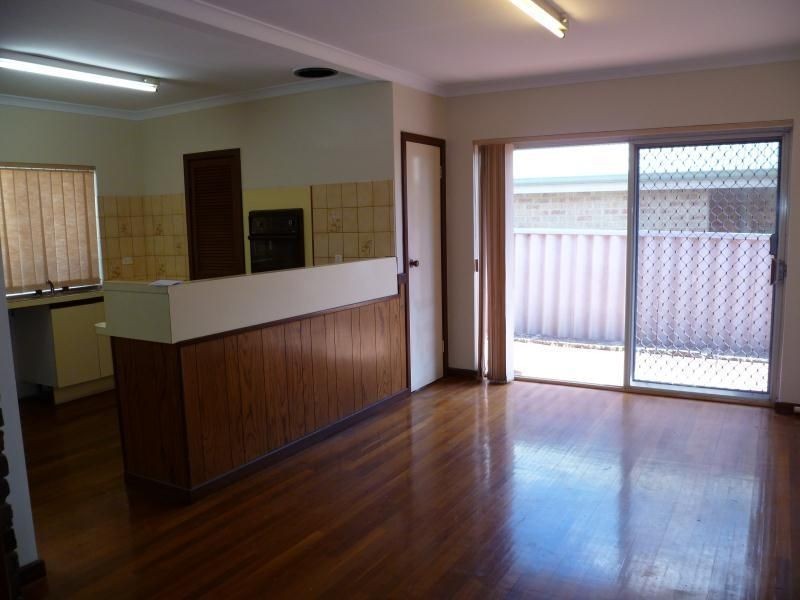 43 GILBERTSON ROAD, Kardinya WA 6163