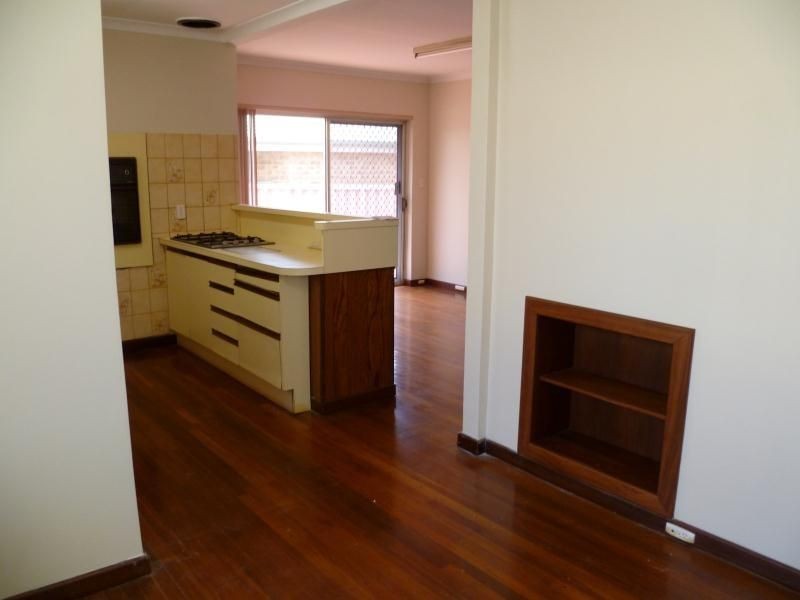 43 GILBERTSON ROAD, Kardinya WA 6163