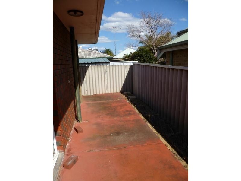 43 GILBERTSON ROAD, Kardinya WA 6163