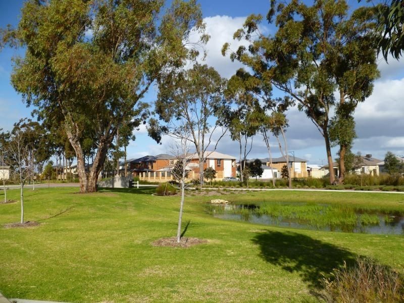 4 WARRU GARDENS, Success WA 6164