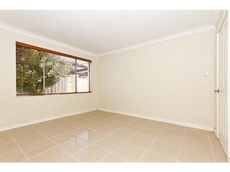 1 PAGNEIL COURT, Hamilton Hill WA 6163