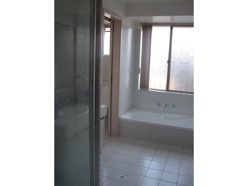 1/33 MCKIMMIE ROAD, Palmyra QLD 4751