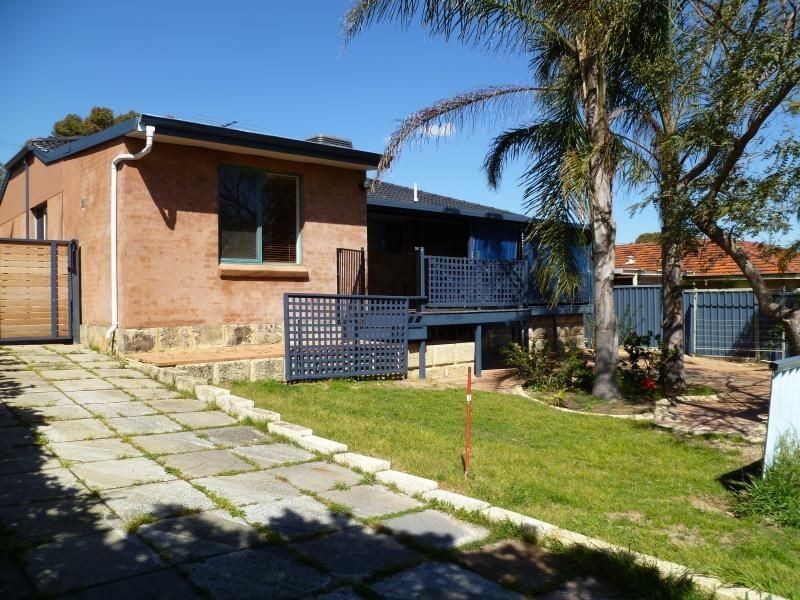 51 AUMERLE WAY, Spearwood WA 6163